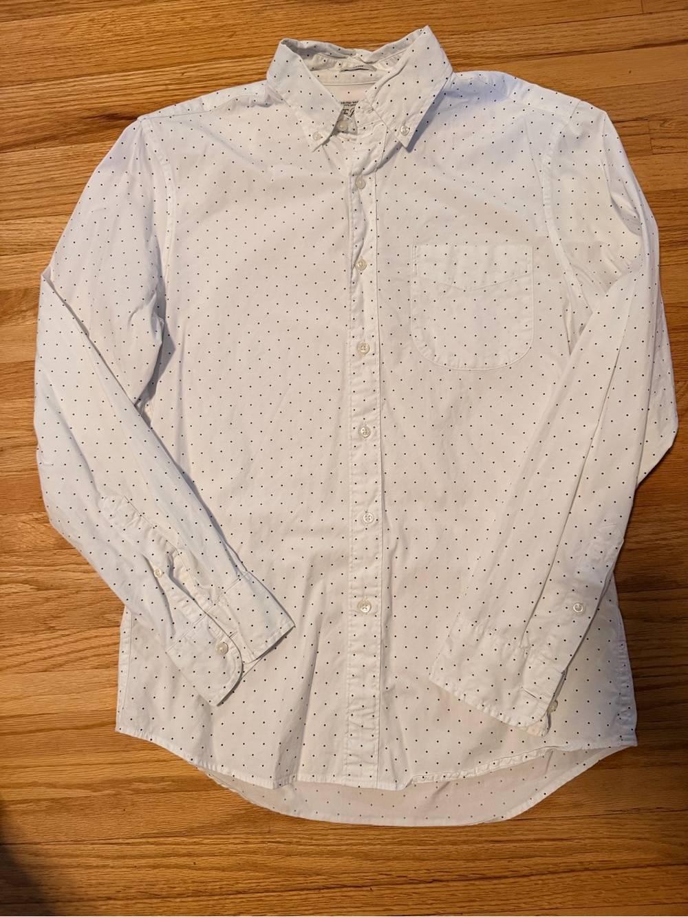 J.Crew Men's small Slim White Button-Down Shirt with Subtle Dot Pattern